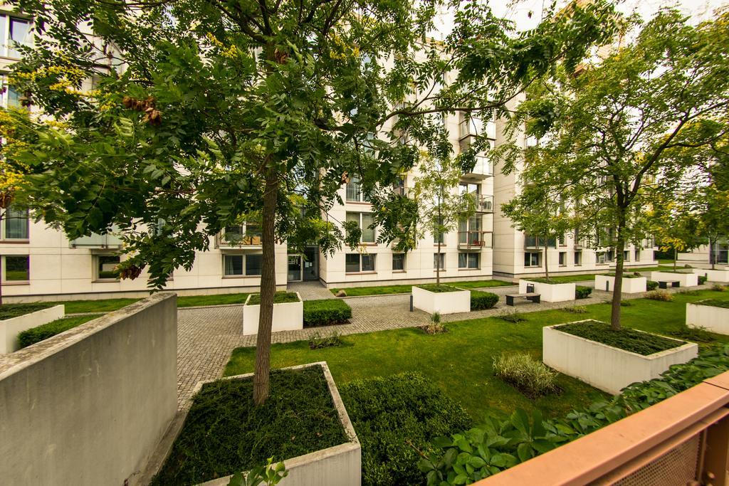 Apartment Korunni Dvur, 2 Free Parkings Prag Eksteriør billede