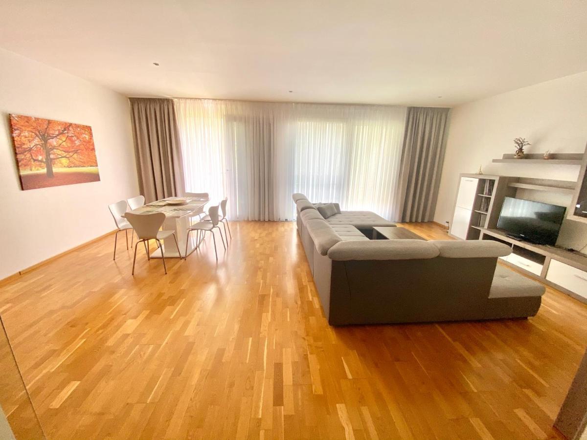Apartment Korunni Dvur, 2 Free Parkings Prag Eksteriør billede