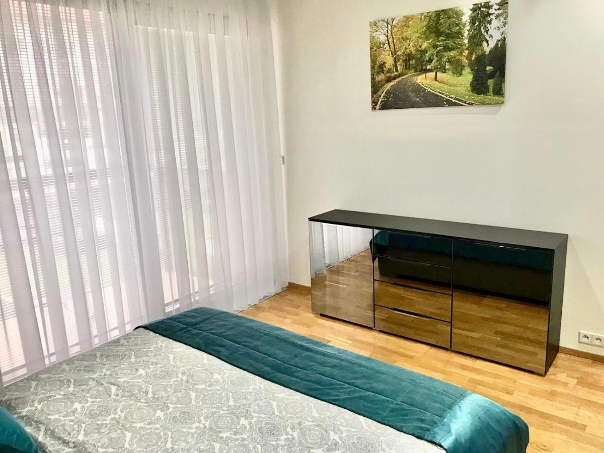 Apartment Korunni Dvur, 2 Free Parkings Prag Eksteriør billede