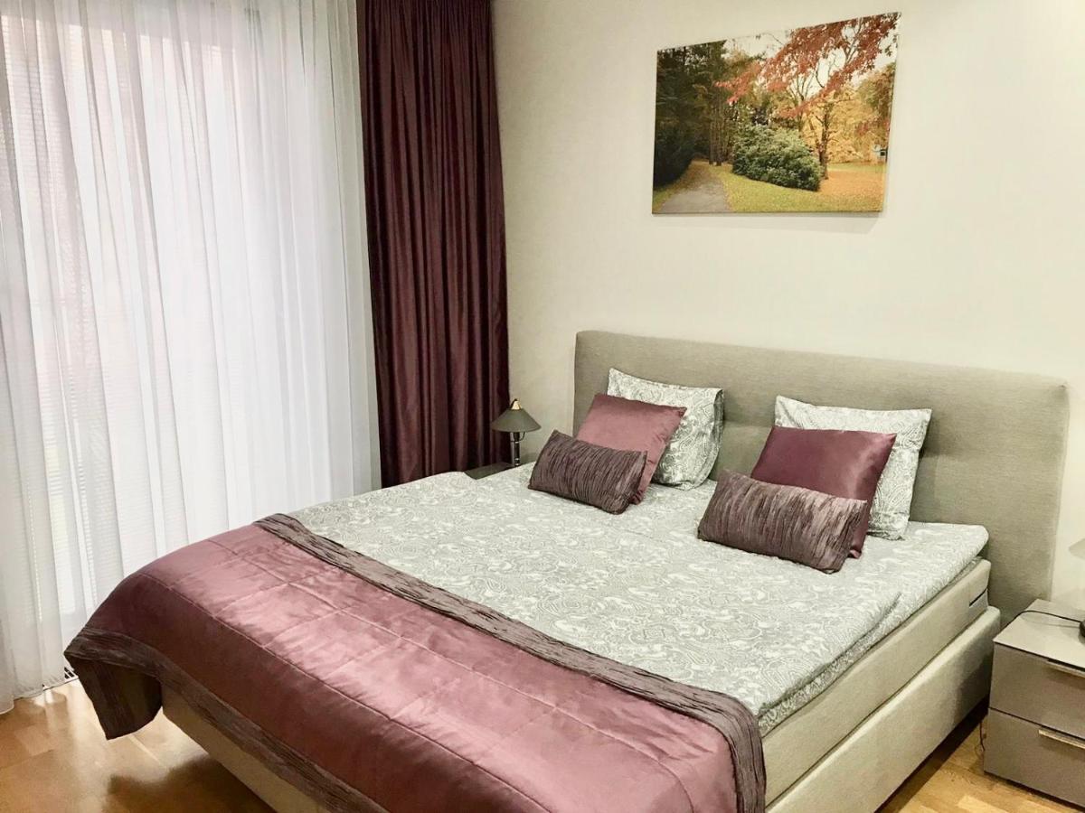 Apartment Korunni Dvur, 2 Free Parkings Prag Eksteriør billede